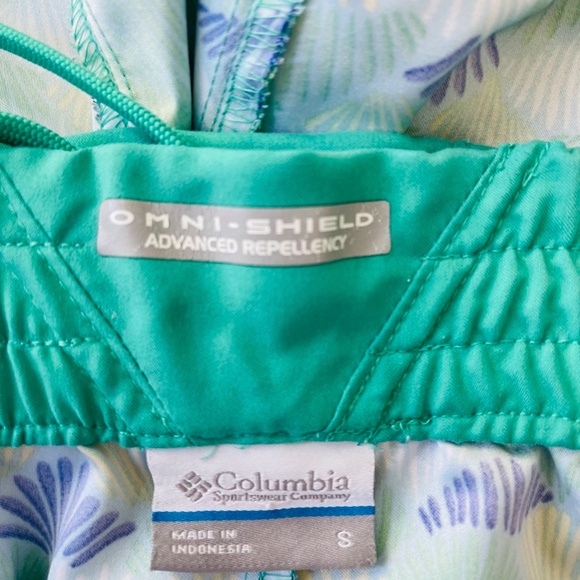 Columbia Omni-Shield Advanced Repellency women's shorts size small - Picture 3 of 8
